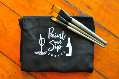 Paint And Sip Experience - Tourism Gold Coast 0