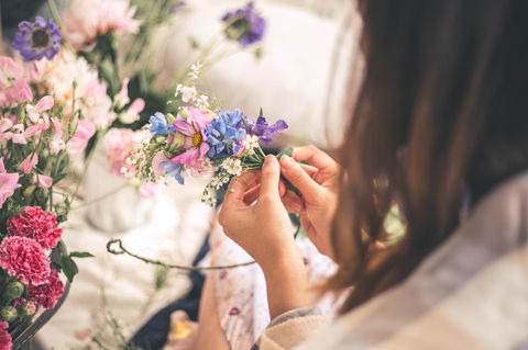 Summer Flower Crown Workshop - Tourism Gold Coast 0