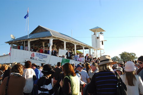 Talmoi Picnic Races - Tourism Gold Coast 0