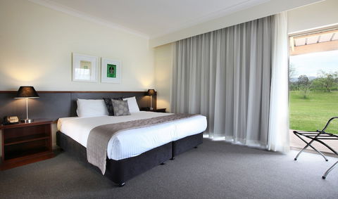 Harrigan's Irish Pub & Accommodation - Tourism Gold Coast 6