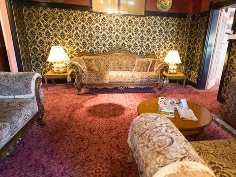 Hotel Blue - Tourism Gold Coast 1