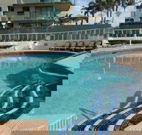 Beachfront Towers - Tourism Gold Coast
