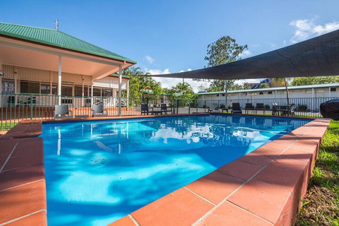 Dawson Motor Inn - Tourism Gold Coast 3