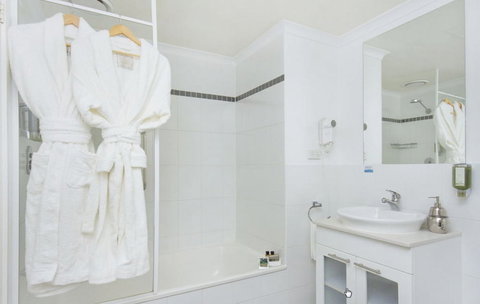 Pacific Suites Canberra - Tourism Gold Coast 6