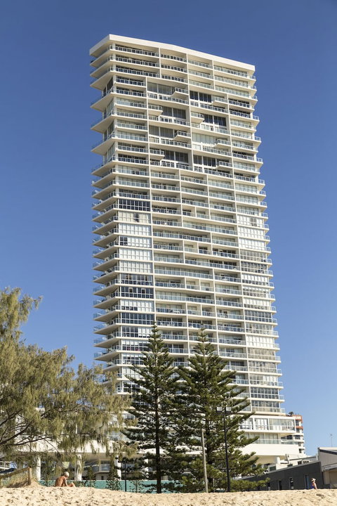 ULTIQA Air On Broadbeach - Tourism Gold Coast 1