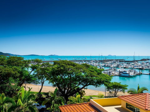 Shingley Beach Resort - Tourism Gold Coast 3