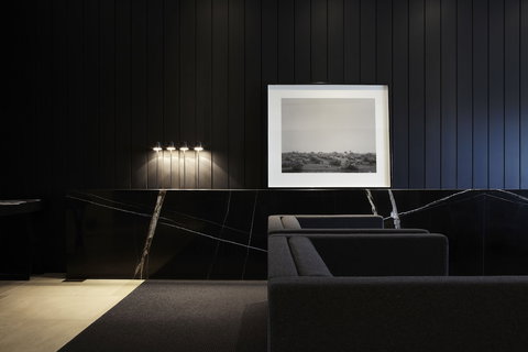 Burbury Hotel & Apartments - Tourism Gold Coast 2