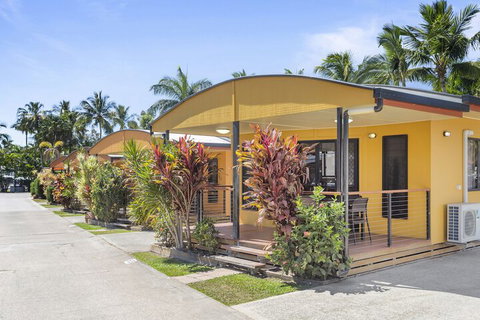Tasman Holiday Parks - Airlie Beach - Tourism Gold Coast 1