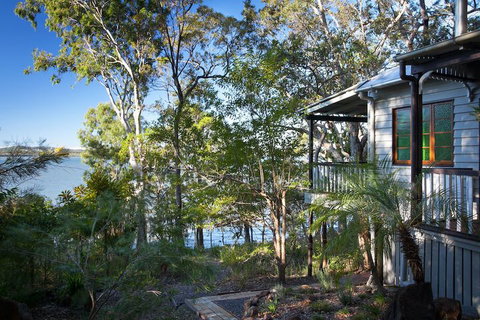 Eumarella Shores Noosa Lake Retreat - Tourism Gold Coast 1