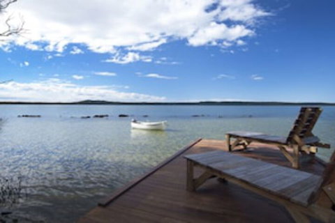 Eumarella Shores Noosa Lake Retreat - Tourism Gold Coast 0