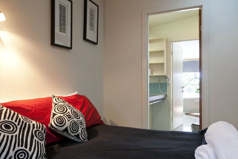 Eumarella Shores Noosa Lake Retreat - Tourism Gold Coast 7