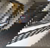 Adina Place Motel Apartments - Gold Coast