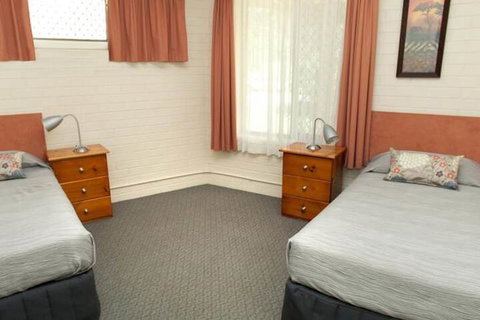Byron Motor Lodge Motel - Tourism Gold Coast 7