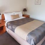 Econo Lodge Hacienda Motel Geelong - Tourism Gold Coast 0
