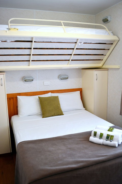 Nitmiluk Chalets - Tourism Gold Coast 2