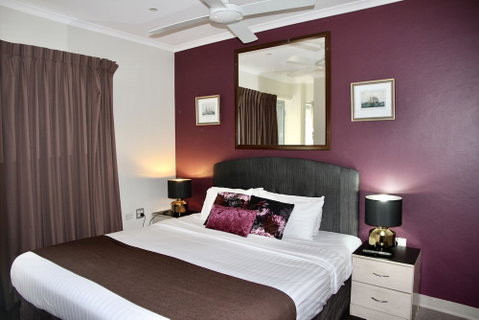 Mariners Court Hotel - Tourism Gold Coast 6
