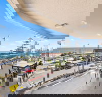 Seashells Scarborough - Tourism Gold Coast