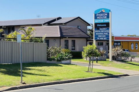 Pigeon House Motor Inn - Tourism Gold Coast 0