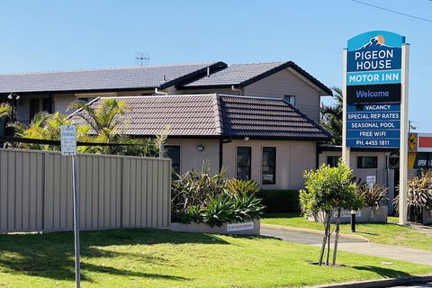 Pigeon House Motor Inn - Tourism Gold Coast 2