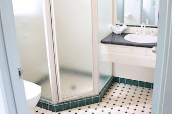 Elite Motor Inn - Tourism Gold Coast 5