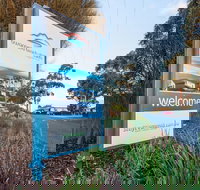 Swansea Beach Chalets - Tourism Gold Coast