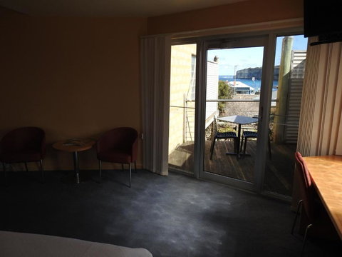 Waves Luxury Suites - Tourism Gold Coast 3