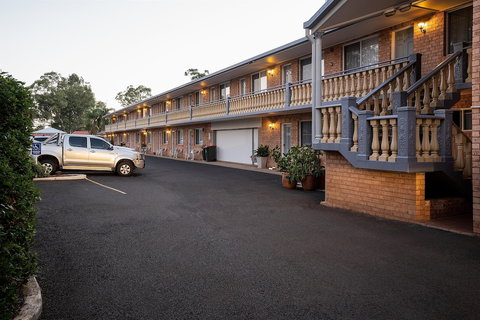 SureStay Hotel By Best Western Blue Diamond Motor Inn - Gold Coast 3