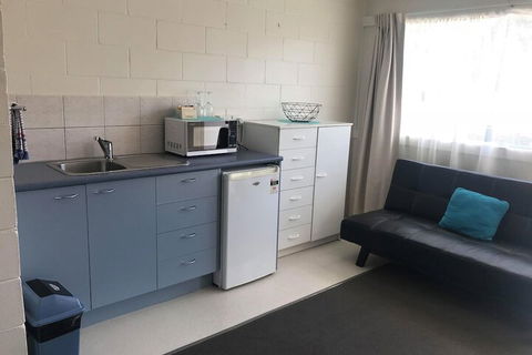 Top Spot Motel - Tourism Gold Coast 6