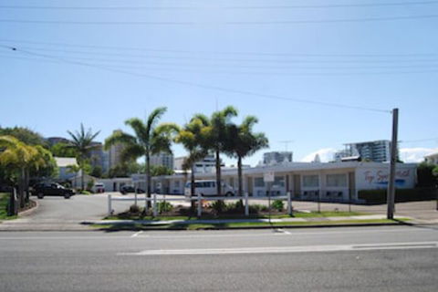 Top Spot Motel - Tourism Gold Coast 0