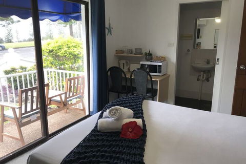 Ocean Breeze Motel - Tourism Gold Coast 5