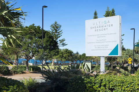 ULTIQA Shearwater Resort - Tourism Gold Coast 0
