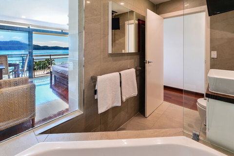 Beach Lodges - Tourism Gold Coast 4