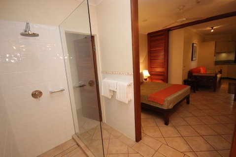Hibiscus Resort & Spa - Tourism Gold Coast 5