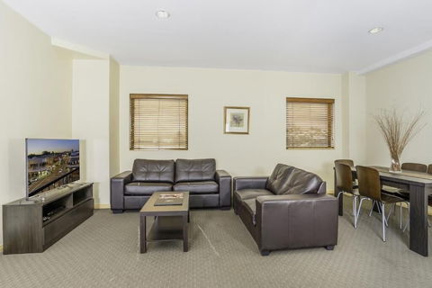 Boulevard On Beaumont - Tourism Gold Coast 3