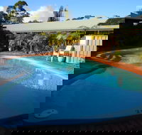 Tree Top Walk Motel - Tourism Gold Coast