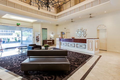 Central Cosmo Apartments - Tourism Gold Coast 2