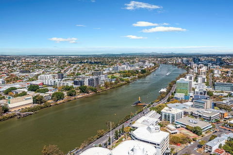 Central Cosmo Apartments - Tourism Gold Coast 1