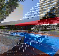 Royal On The Park - Tourism Gold Coast