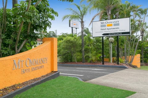 Mt Ommaney Hotel Apartments - Tourism Gold Coast 0