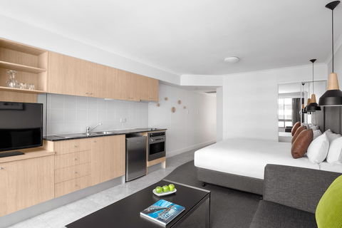 Mantra On Kent - Tourism Gold Coast 4