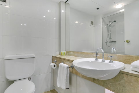 Stamford Plaza Adelaide - Tourism Gold Coast 5