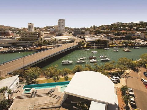 Oaks Townsville Gateway Suites - Tourism Gold Coast 2