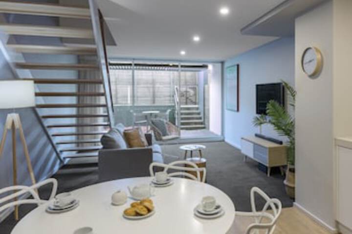 Nelson Bay NSW Tourism Gold Coast