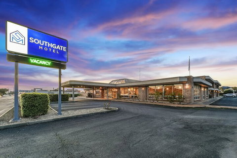 Southgate Motel - Tourism Gold Coast 1