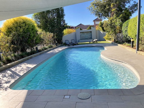 Best Western Plus All Settlers Motor Inn - Tourism Gold Coast 2