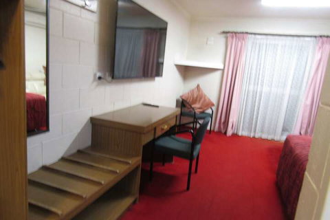 The Park Motel - Tourism Gold Coast 5