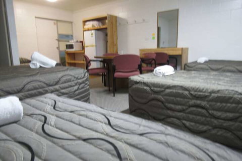 The Park Motel - Tourism Gold Coast 3