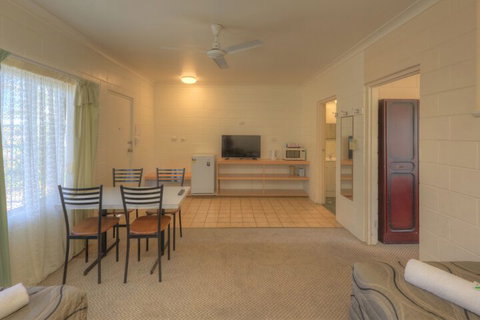 The Park Motel - Tourism Gold Coast 7