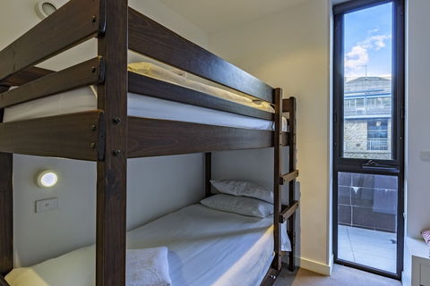 Altezza 1570 - Tourism Gold Coast 0