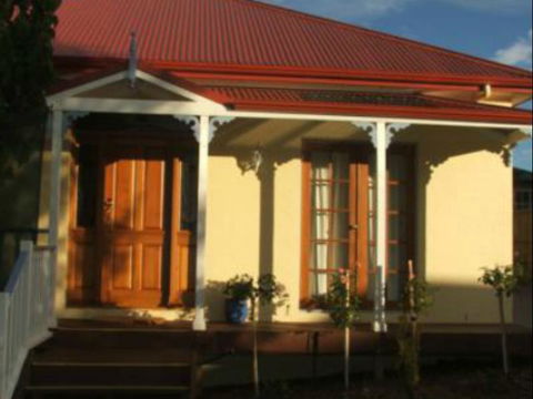 Quayside Cottages - Tourism Gold Coast 5